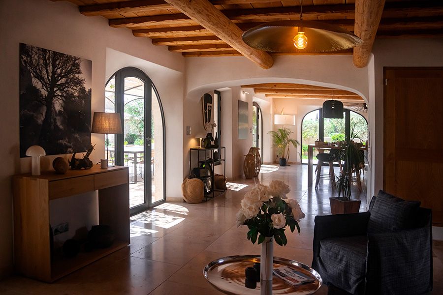 Location mas en Provence - maison de charme dans les Alpilles avec piscine chauffée - rez-de-chaussée rénové