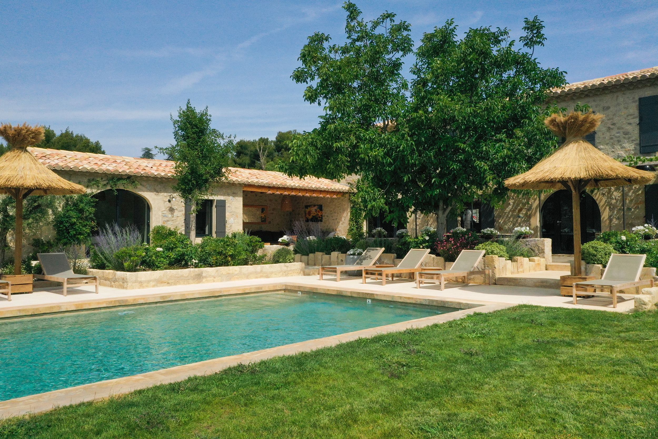 Location vacances en Provence - mas de charme dans les Alpilles avec piscine chauffée