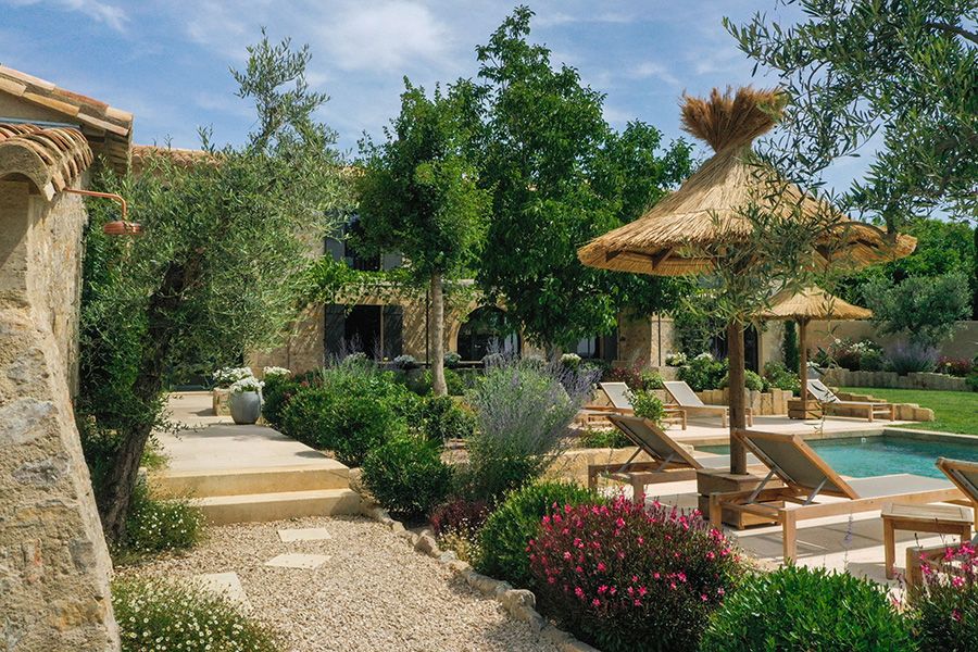 Location mas en Provence - Le mas de Gabin - maison de charme au coeur des Alpilles - terrasse et piscine chauffée