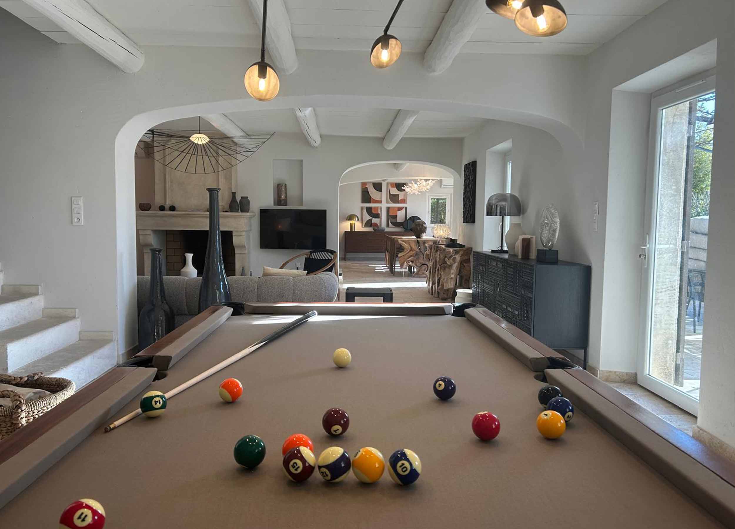 Location mas en Provence - maison de charme dans les Alpilles avec piscine chauffée - chambre suite avec salle de bain privée